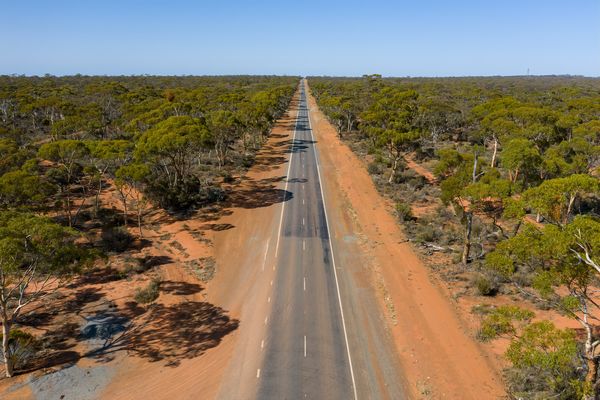 Eyre Highway in Australië - Credits Shutterstock
