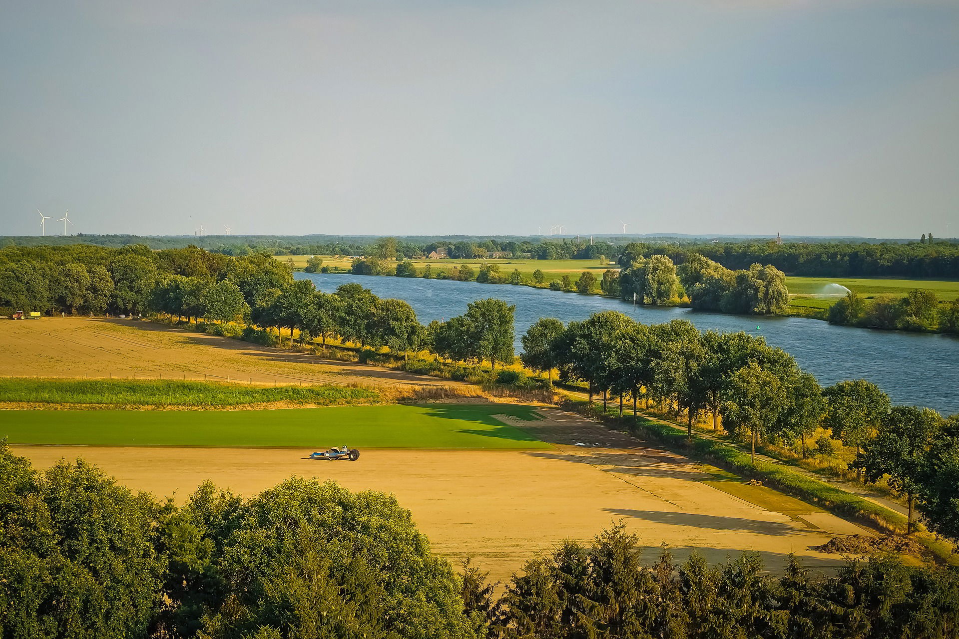 landscape-3565856_1920